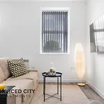 Sca- Arden Apartment 8 Twin Bedroom Free Parking