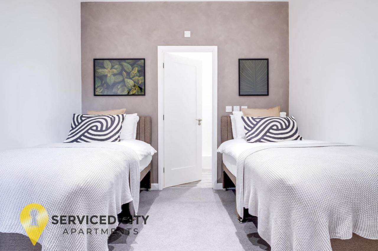 Sca- Arden 8 Twin Bedroom Free Parking Coventry